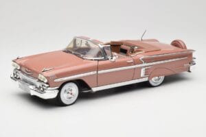 Chevrolet Impala Kabriolet Hnědý Motormax 1:18 73112 Kov