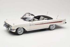 Chevrolet Impala Kabriolet Bílý Sun Star 1:18 3405 Kov