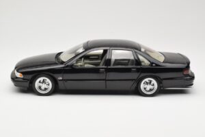 Chevrolet Impala SS Černý AUTOart 1:18 71091 Kov – obrázek 4 z 8