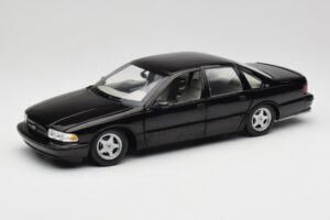 Chevrolet Impala SS Černý UT Models 1:18 21031 Kov