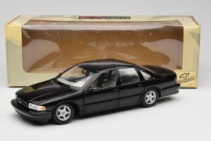 Chevrolet Impala SS Černý UT Models 1:18 21031 Kov – obrázek 8 z 8