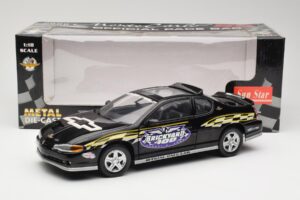 Chevrolet Monte Carlo SS Official Pace Car 2000 Sun Star 1:18 1988 Kov – obrázek 8 z 8