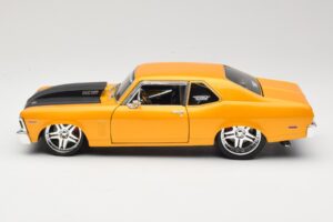 Chevrolet Nova SS Zlatý Maisto 1:18 31083 Kov – obrázek 4 z 8
