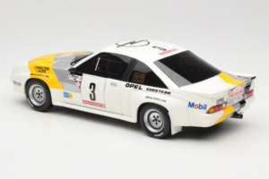 Opel Manta 400 Group B Rally Tour de Corse 1984 S Chevrolet G30 Servisním Vozem Otto 1:18 OT491 Pryskyřice – obrázek 12 z 13