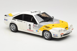 Opel Manta 400 Group B Rally Tour de Corse 1984 S Chevrolet G30 Servisním Vozem Otto 1:18 OT491 Pryskyřice – obrázek 13 z 13