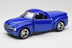 Chevrolet SSR Concept Modrý Maisto 1:18 531612 Kov – obrázek 2 z 8
