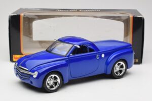 Chevrolet SSR Concept Modrý Maisto 1:18 531612 Kov – obrázek 8 z 8