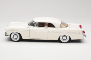 Chrysler 300B Bílý Maisto 1:18 531897 Kov – obrázek 4 z 8