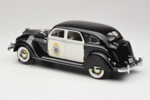 Chrysler Airflow Policejní Auto Signature Models 1:18 CCSM01 Kov – obrázek 5 z 6