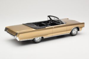 Chrysler Newport Kabriolet Gold Metallic BoS Models 1:18 BOS273 Pryskyřice – obrázek 2 z 6