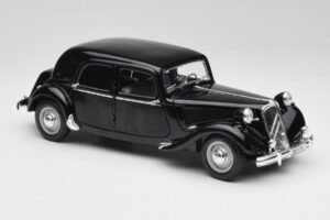 Citroen 15CV 6 Cyl Černý Maisto 1:18 31821 Kov – obrázek 6 z 8