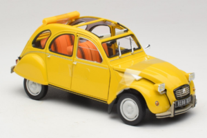 Citroen 2CV 6 Club Mimosa Yellow Norev 1:18 181496 Kov – obrázek 4 z 6
