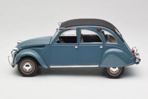 Citroen 2CV Bleu Nuit Solido 1:18 8028 Kov – obrázek 3 z 6