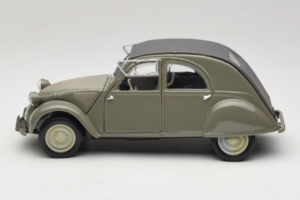 Citroen 2CV Zelený Maisto 1:18 50289 Kov – obrázek 4 z 8