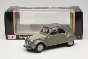Citroen 2CV Zelený Maisto 1:18 50289 Kov – obrázek 8 z 8