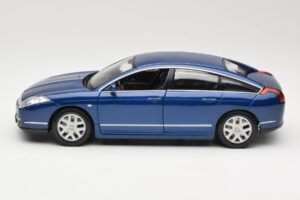 Citroen C6 Modrý Bburago 1:18 18-12073 Kov – obrázek 4 z 8