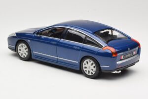 Citroen C6 Modrý Bburago 1:18 18-12073 Kov – obrázek 7 z 8