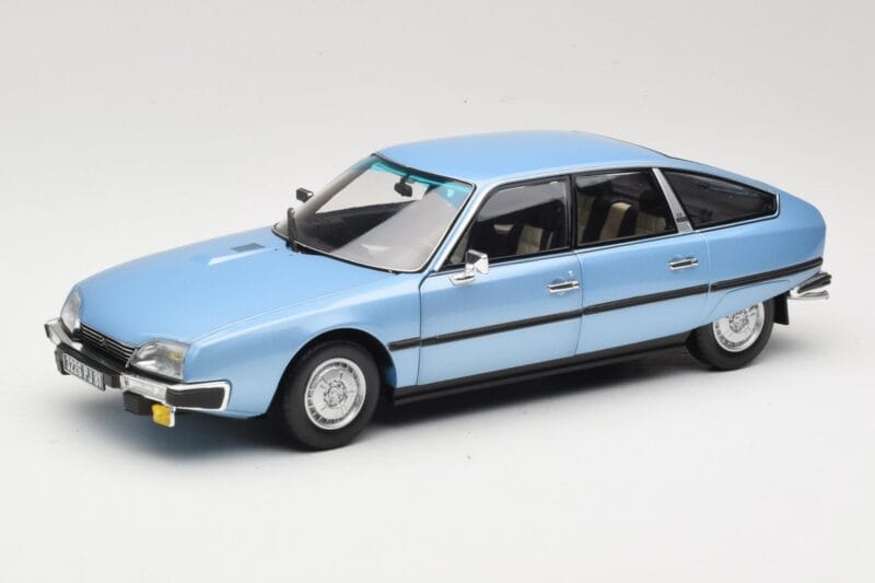 Citroen CX 2400 GTi Regate Blue Norev 1:18 181521 Kov
