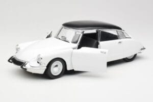 Citroen DS Berline Blanc Meije Solido 1:18 8033 Kov – obrázek 2 z 8