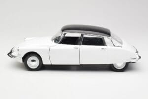 Citroen DS Berline Blanc Meije Solido 1:18 8033 Kov – obrázek 4 z 8