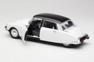 Citroen DS Berline Blanc Meije Solido 1:18 8033 Kov – obrázek 5 z 8