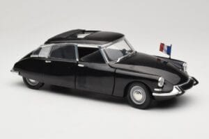 Citroen DS Presidentielle Šedý Solido 1:18 8035 Kov – obrázek 6 z 8