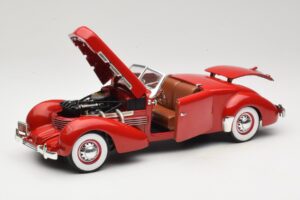 Cord 812 Kabriolet Červený American Muscle 1:18 32158 Kov – obrázek 2 z 8