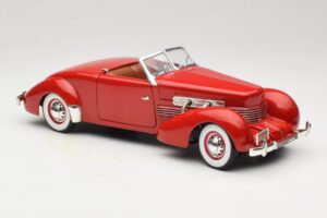 Cord 812 Kabriolet Červený American Muscle 1:18 32158 Kov – obrázek 6 z 8
