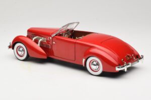 Cord 812 Kabriolet Červený American Muscle 1:18 32158 Kov – obrázek 7 z 8