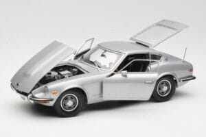 Datsun 240Z S30 Stříbrný Sun Star 1:18 3503 Kov – obrázek 2 z 8