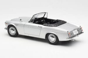 Datsun Fairlady 2000 SR311 Roadster Stříbrný AUTOart 1:18 77432 Kov – obrázek 7 z 8