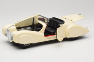 Delahaye Kabriolet Krémový Guiloy 1:18 68580 Kov – obrázek 2 z 8