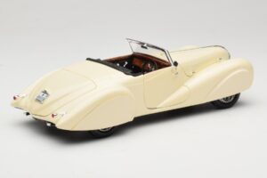 Delahaye Kabriolet Krémový Guiloy 1:18 68580 Kov – obrázek 3 z 8