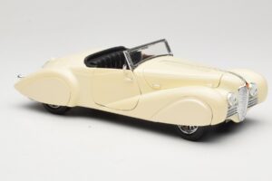 Delahaye Kabriolet Krémový Guiloy 1:18 68580 Kov – obrázek 6 z 8