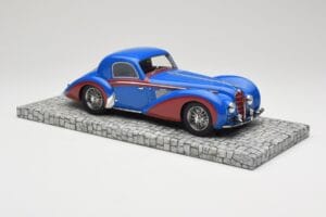 Delahaye Type 145 V12 Coupe Modrý Červený Minichamps 1:18 107116121 Pryskyřice – obrázek 4 z 6