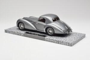 Delahaye Type 145 V12 Coupe Mullin Museum Minichamps 1:18 107116120 Kov – obrázek 4 z 6