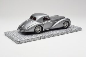 Delahaye Type 145 V12 Coupe Mullin Museum Minichamps 1:18 107116120 Kov – obrázek 5 z 6