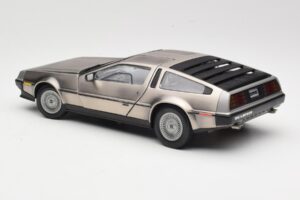 DeLorean DMC-12 LK Stříbrný Sun Star 1:18 2701 Kov – obrázek 7 z 8
