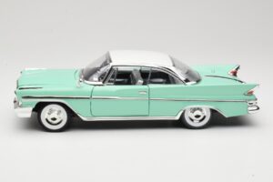 DeSoto Adventurer Zelený American Mint 1:18 92738 Kov – obrázek 4 z 8