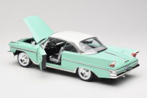 DeSoto Adventurer Zelený Road Signature 1:18 92738-R1 Kov – obrázek 5 z 8