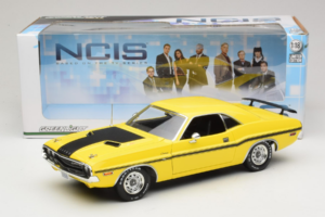 Dodge Challenger R/T NCIS TV Series Car Greenlight 1:18 12845 Kov – obrázek 8 z 8