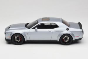 Dodge Challenger SRT Hellcat Redeye Stříbrný GT Spirit 1:18 GT226 Pryskyřice – obrázek 3 z 6