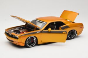Dodge Challenger Concept Zlatý Maisto 1:18 31320 Kov – obrázek 2 z 8