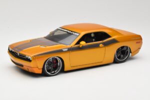 Dodge Challenger Concept Zlatý Maisto 1:18 31320 Kov