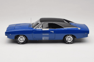 Dodge Charger Christine Filmový Vůz Auto World 1:18 AWSS111/06 Kov – obrázek 4 z 8