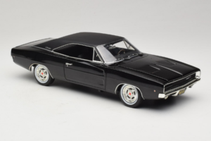 Dodge Charger R/T Steve McQueen Bullitt Movie Greenlight 1:18 12839 Kov – obrázek 6 z 8