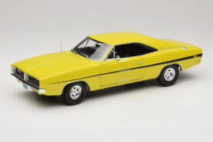 Dodge Charger R/T Žlutý Dirty Mary Crazy Larry Auto World 1:18 AWSS101/06 Kov