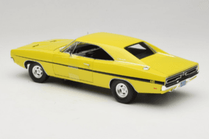 Dodge Charger R/T Žlutý Dirty Mary Crazy Larry Auto World 1:18 AWSS101/06 Kov – obrázek 7 z 8