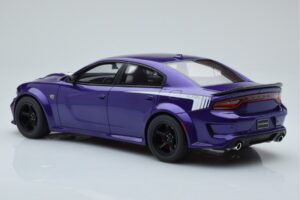 Dodge Charger Super Bee Fialový GT Spirit 1:18 GT895 Pryskyřice – obrázek 5 z 6