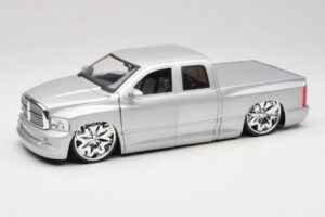Dodge Ram Tuned Stříbrný Jada 1:18 63162-SM Kov